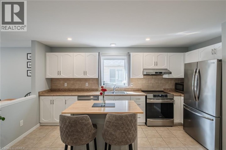 Photo 5 at 60 Savannah Ridge Drive, Innerkip, Woodstock Photo 5 at 60 Savannah Ridge Drive, Innerkip, Woodstock