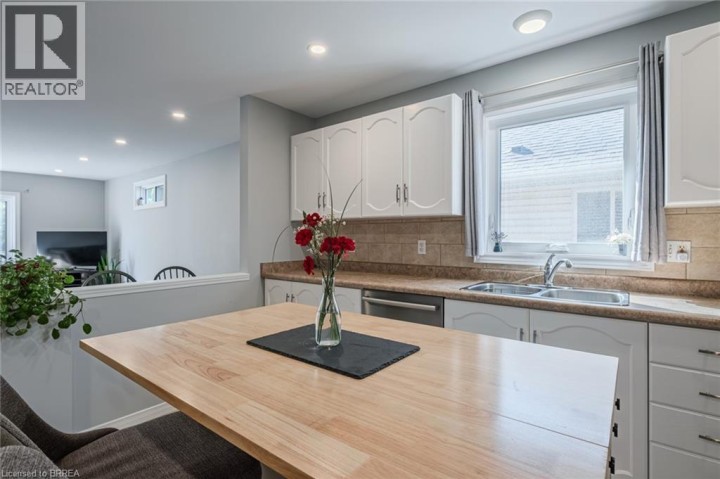 Photo 8 at 60 Savannah Ridge Drive, Innerkip, Woodstock Photo 8 at 60 Savannah Ridge Drive, Innerkip, Woodstock