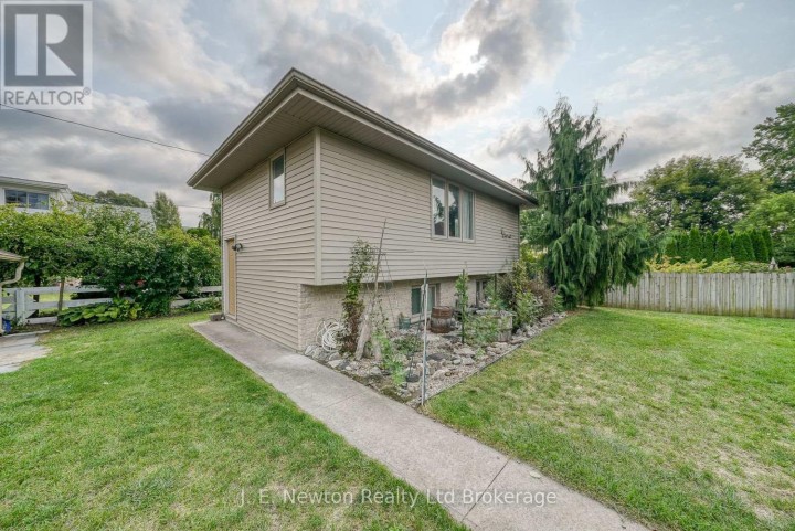 Photo 10 at 356 Broadway Street, Tillsonburg Photo 10 at 356 Broadway Street, Tillsonburg