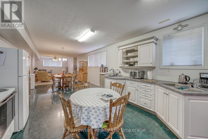 Photo 28 at 356 Broadway Street, Tillsonburg Photo 28 at 356 Broadway Street, Tillsonburg