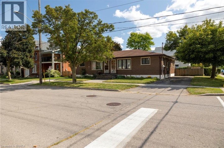 Photo 1 at 93 - 95 East Avenue, Brantford Photo 1 at 93 - 95 East Avenue, Brantford