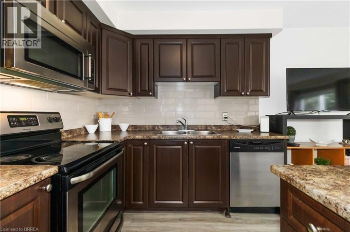 Photo 17 at 20 MCCONKEY Crescent 92, Brantford Photo 17 at 20 MCCONKEY Crescent 92, Brantford