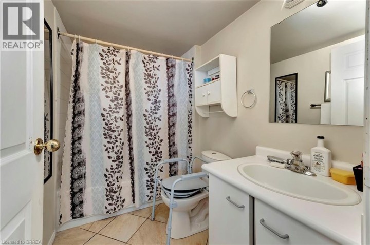 Photo 20 at 9 BONHEUR Court 902, Brantford Photo 20 at 9 BONHEUR Court 902, Brantford