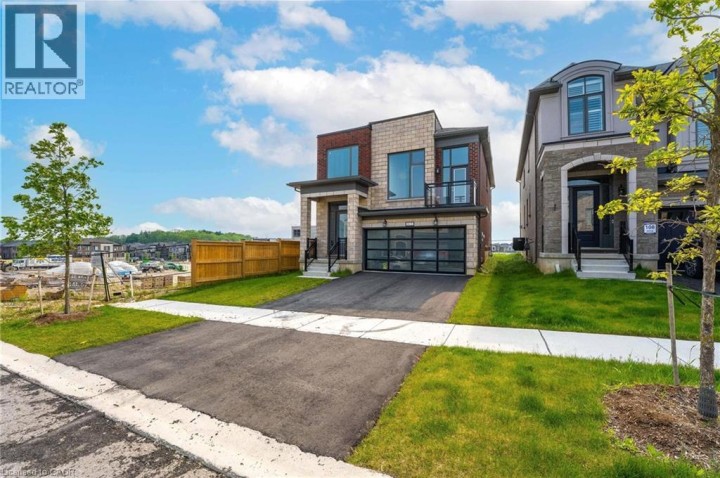 Photo 2 at 815 Sobeski Avenue, Woodstock Photo 2 at 815 Sobeski Avenue, Woodstock