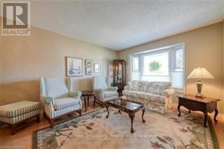 Photo 12 at 18 Wilkins Crescent, Tillsonburg Photo 12 at 18 Wilkins Crescent, Tillsonburg