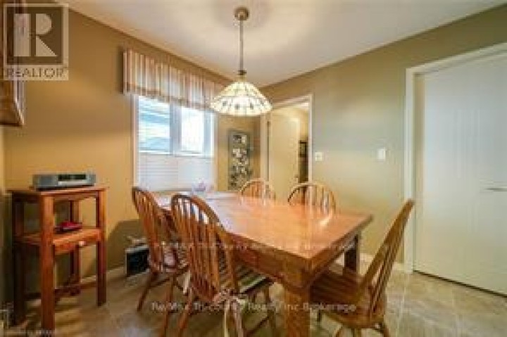 Photo 32 at 18 Wilkins Crescent, Tillsonburg Photo 32 at 18 Wilkins Crescent, Tillsonburg