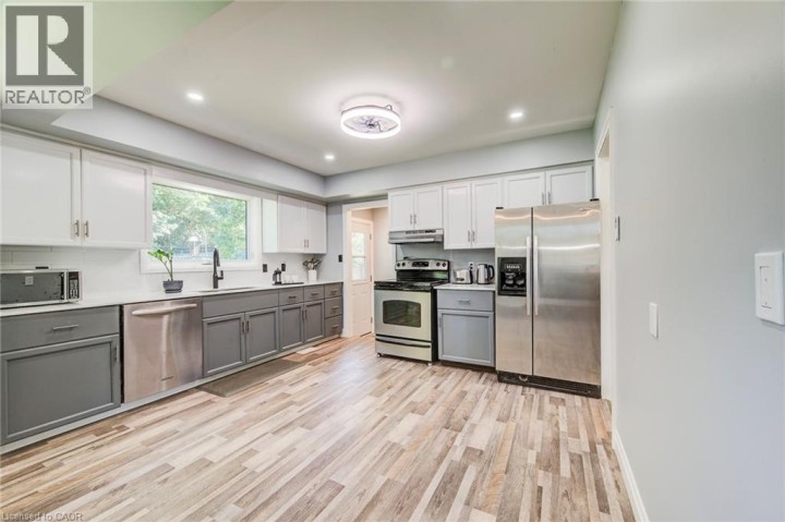 Photo 11 at 659 Gladstone Drive, Woodstock Photo 11 at 659 Gladstone Drive, Woodstock