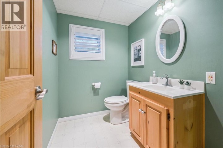 Photo 18 at 158 Barnicke Drive, Cambridge Photo 18 at 158 Barnicke Drive, Cambridge