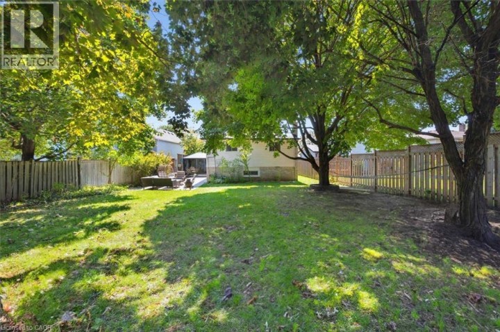 Photo 23 at 158 Barnicke Drive, Cambridge Photo 23 at 158 Barnicke Drive, Cambridge