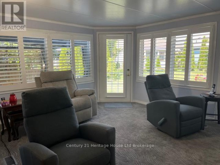 Photo 14 at 65 Edwin Crescent, Tillsonburg Photo 14 at 65 Edwin Crescent, Tillsonburg