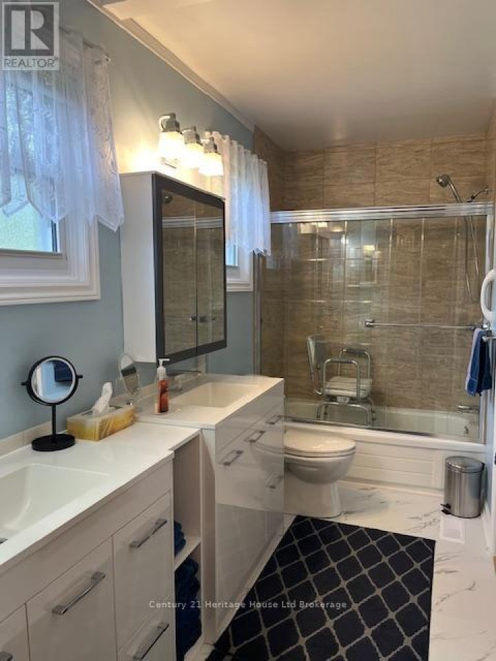 Photo 21 at 65 Edwin Crescent, Tillsonburg Photo 21 at 65 Edwin Crescent, Tillsonburg