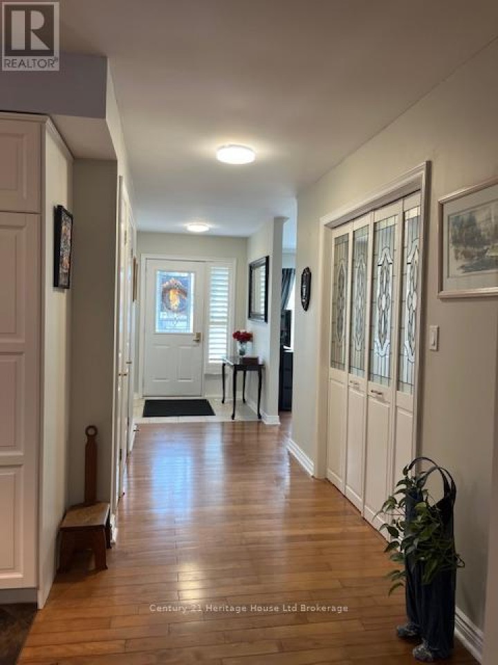 Photo 3 at 65 Edwin Crescent, Tillsonburg Photo 3 at 65 Edwin Crescent, Tillsonburg