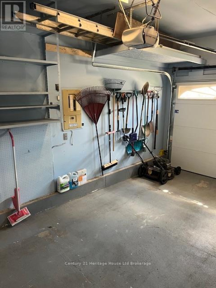 Photo 34 at 65 Edwin Crescent, Tillsonburg Photo 34 at 65 Edwin Crescent, Tillsonburg