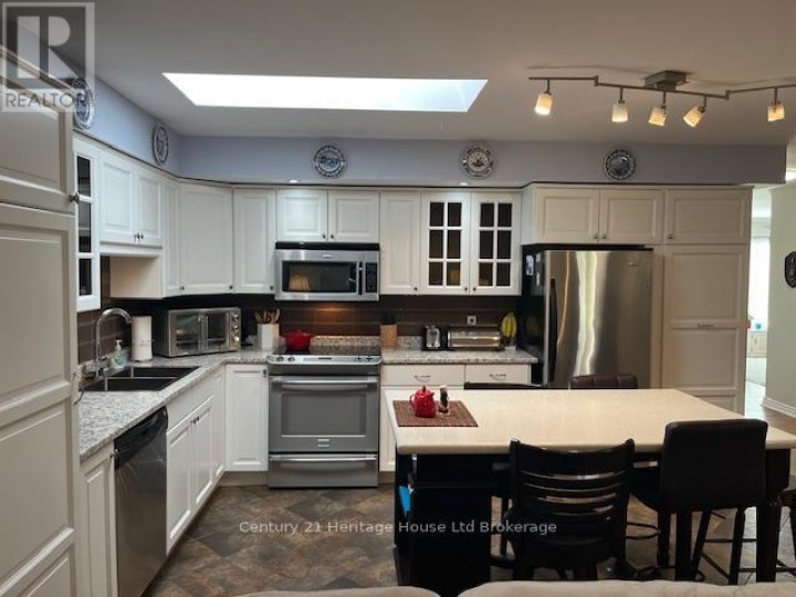 Photo 8 at 65 Edwin Crescent, Tillsonburg Photo 8 at 65 Edwin Crescent, Tillsonburg