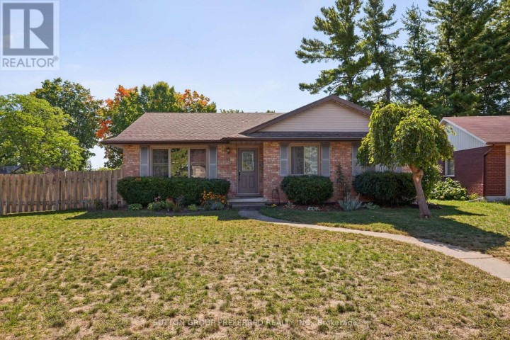 Photo 1 at 17 Clear Valley Drive, Tillsonburg Photo 1 at 17 Clear Valley Drive, Tillsonburg