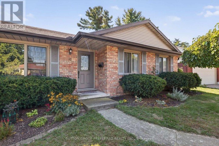 Photo 2 at 17 Clear Valley Drive, Tillsonburg Photo 2 at 17 Clear Valley Drive, Tillsonburg