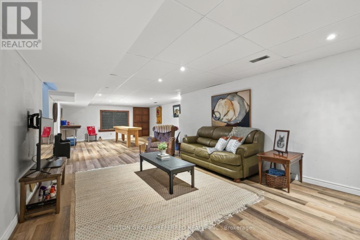 Photo 24 at 17 Clear Valley Drive, Tillsonburg Photo 24 at 17 Clear Valley Drive, Tillsonburg