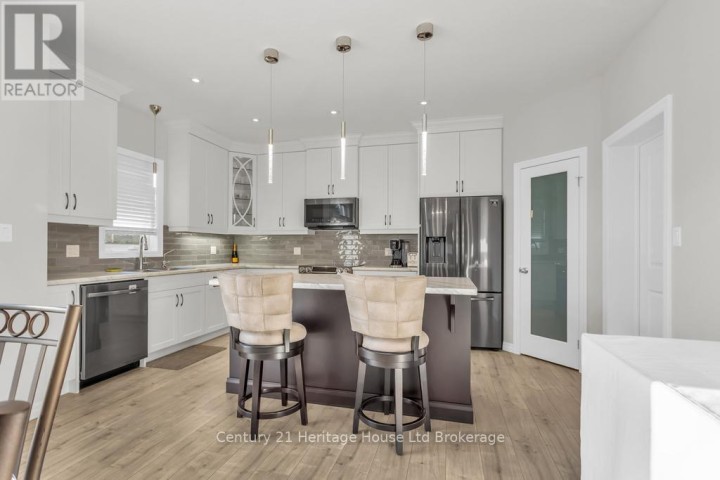 Photo 3 at 261 Wilson Avenue, Tillsonburg Photo 3 at 261 Wilson Avenue, Tillsonburg