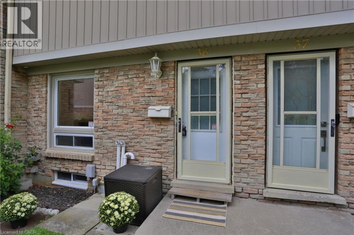 Photo 3 at 66 GLAMIS Road 36, Cambridge Photo 3 at 66 GLAMIS Road 36, Cambridge