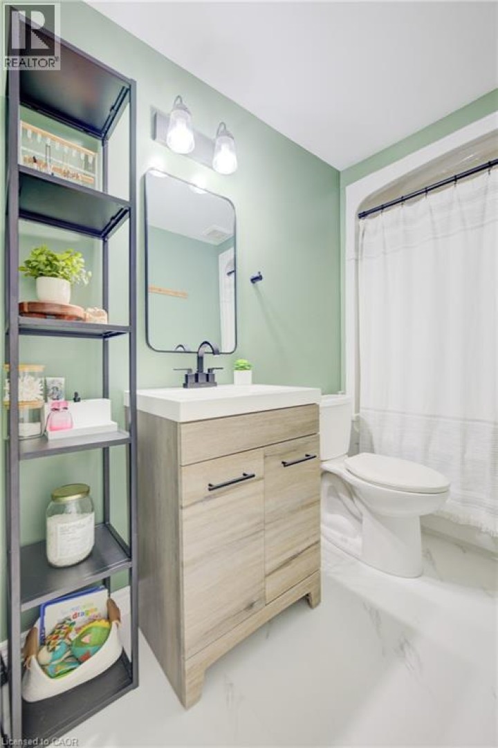 Photo 23 at 879 PARKINSON Road 28, Woodstock Photo 23 at 879 PARKINSON Road 28, Woodstock