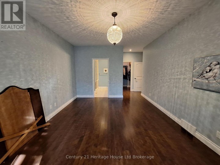 Photo 10 at 101 - 5 Woodhaven Drive, Tillsonburg Photo 10 at 101 - 5 Woodhaven Drive, Tillsonburg