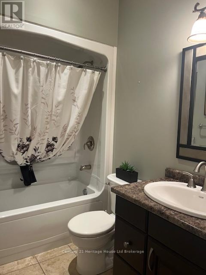 Photo 16 at 101 - 5 Woodhaven Drive, Tillsonburg Photo 16 at 101 - 5 Woodhaven Drive, Tillsonburg