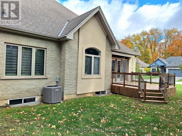 Photo 26 at 101 - 5 Woodhaven Drive, Tillsonburg Photo 26 at 101 - 5 Woodhaven Drive, Tillsonburg