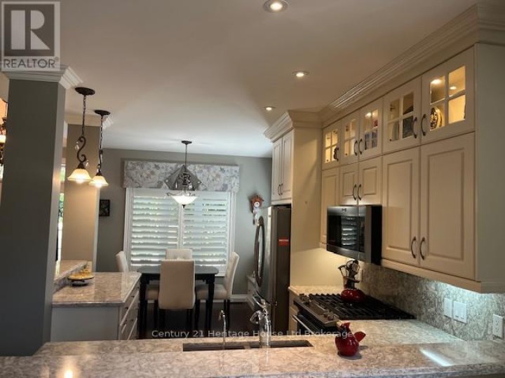 Photo 6 at 101 - 5 Woodhaven Drive, Tillsonburg Photo 6 at 101 - 5 Woodhaven Drive, Tillsonburg