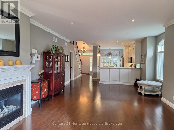 Photo 7 at 101 - 5 Woodhaven Drive, Tillsonburg Photo 7 at 101 - 5 Woodhaven Drive, Tillsonburg