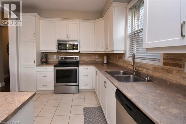 Photo 10 at 188 Hunter Way, Brantford Photo 10 at 188 Hunter Way, Brantford