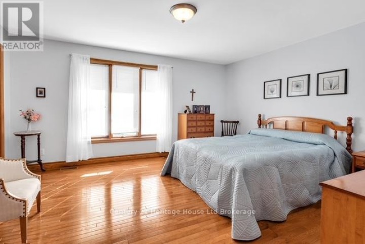 Photo 13 at 5 Thomas Avenue, Tillsonburg Photo 13 at 5 Thomas Avenue, Tillsonburg