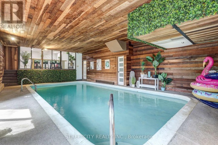 Photo 2 at 7 Thistle Court, Tillsonburg Photo 2 at 7 Thistle Court, Tillsonburg