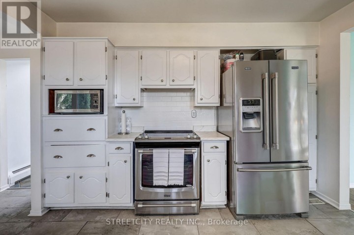 Photo 24 at 7 Thistle Court, Tillsonburg Photo 24 at 7 Thistle Court, Tillsonburg