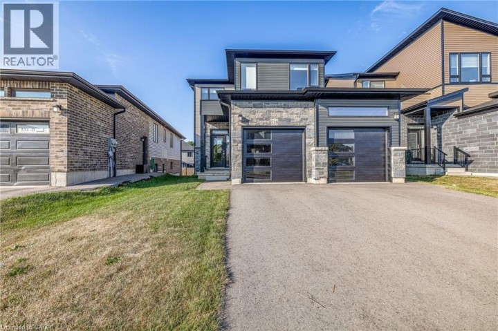 Photo 2 at 538 Fairway Road, Woodstock Photo 2 at 538 Fairway Road, Woodstock