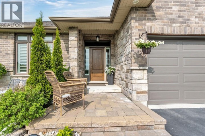 Photo 4 at 100 Tamarack Boulevard, Woodstock Photo 4 at 100 Tamarack Boulevard, Woodstock