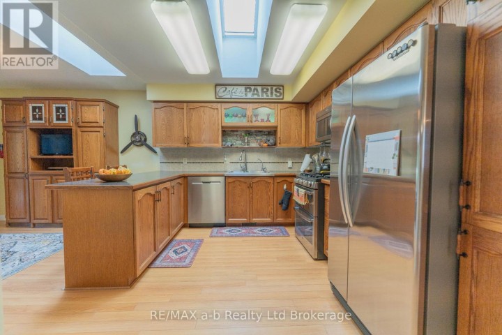 Photo 13 at 53 Hawkins Crescent, Tillsonburg Photo 13 at 53 Hawkins Crescent, Tillsonburg