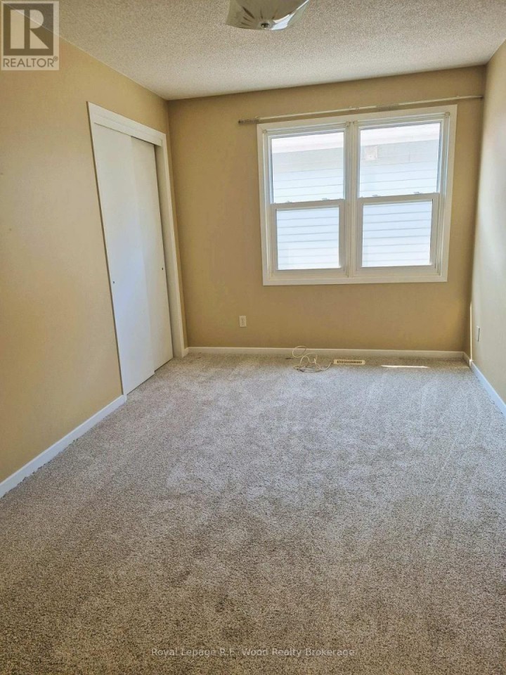 Photo 12 at 58 Hawkins Crescent, Tillsonburg Photo 12 at 58 Hawkins Crescent, Tillsonburg