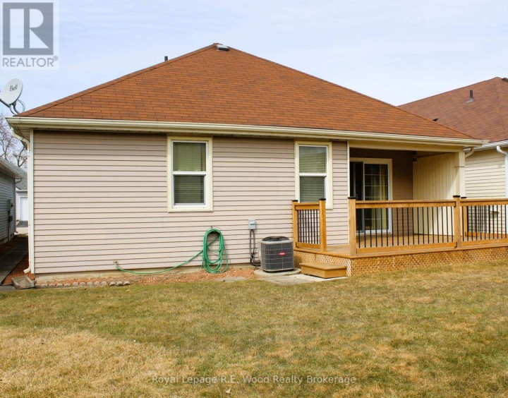 Photo 17 at 58 Hawkins Crescent, Tillsonburg Photo 17 at 58 Hawkins Crescent, Tillsonburg