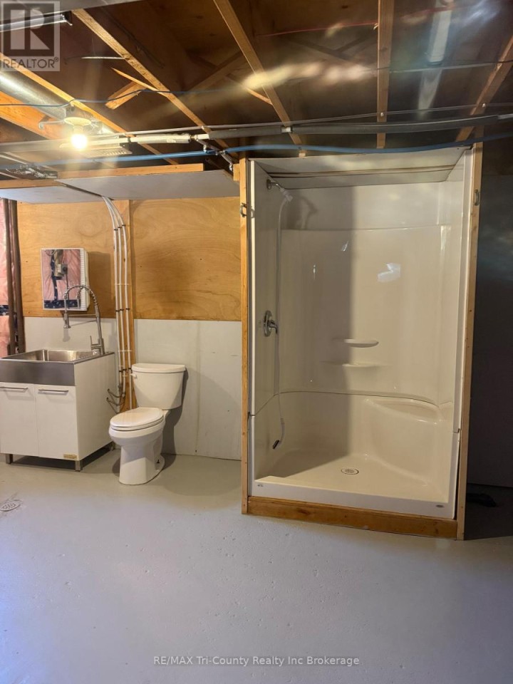 Photo 12 at 20 Fairfield Crescent, Tillsonburg Photo 12 at 20 Fairfield Crescent, Tillsonburg