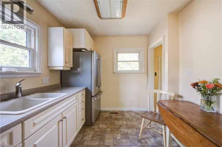 Photo 11 at 189 Cardigan Street, Woodstock Photo 11 at 189 Cardigan Street, Woodstock