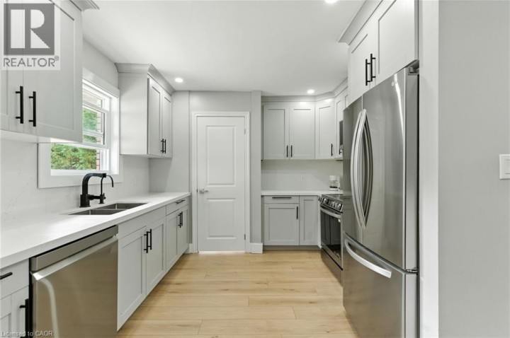 Photo 5 at 31 Varadi Avenue, Brantford Photo 5 at 31 Varadi Avenue, Brantford