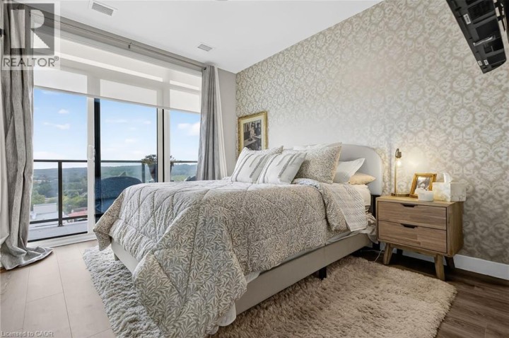 Photo 13 at 15 GLEBE Street 1313, Cambridge Photo 13 at 15 GLEBE Street 1313, Cambridge