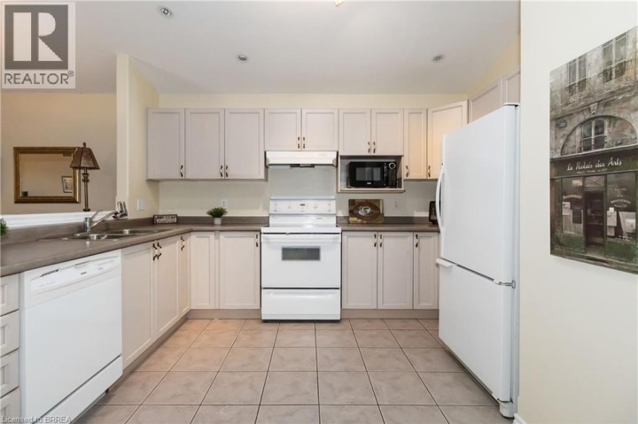 Photo 19 at 54 GLENWOOD Drive 15, Brantford Photo 19 at 54 GLENWOOD Drive 15, Brantford