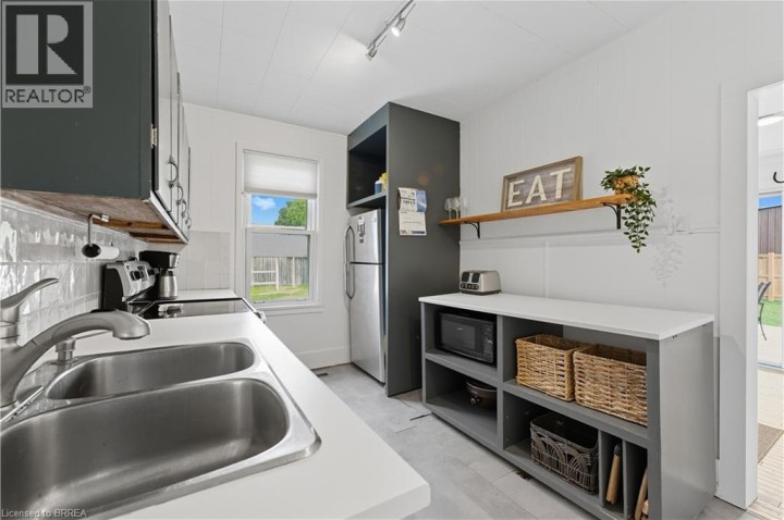 Photo 12 at 9 Curtis Avenue S, Innerkip, Woodstock Photo 12 at 9 Curtis Avenue S, Innerkip, Woodstock