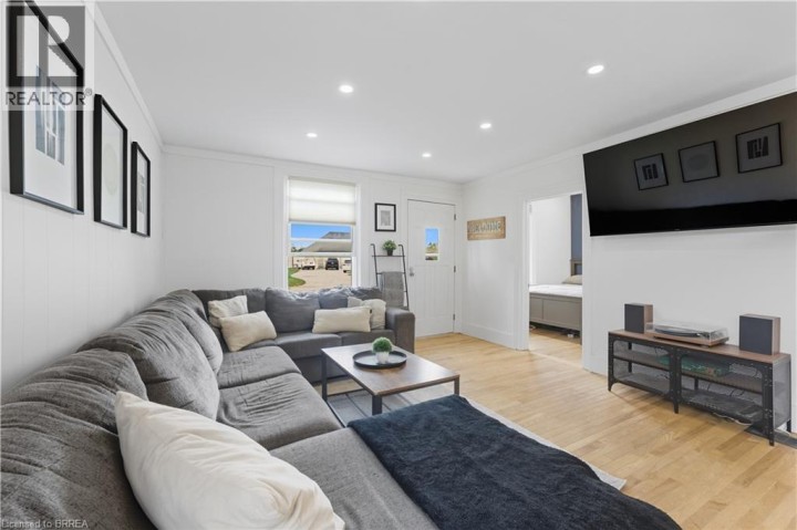 Photo 7 at 9 Curtis Avenue S, Innerkip, Woodstock Photo 7 at 9 Curtis Avenue S, Innerkip, Woodstock