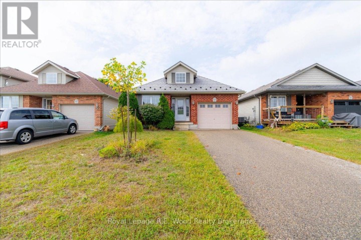 Photo 2 at 65 Barker Street, Tillsonburg Photo 2 at 65 Barker Street, Tillsonburg