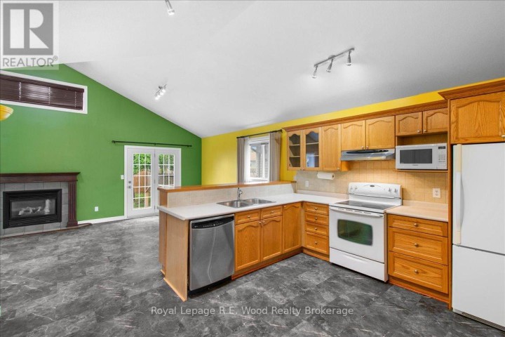 Photo 6 at 65 Barker Street, Tillsonburg Photo 6 at 65 Barker Street, Tillsonburg