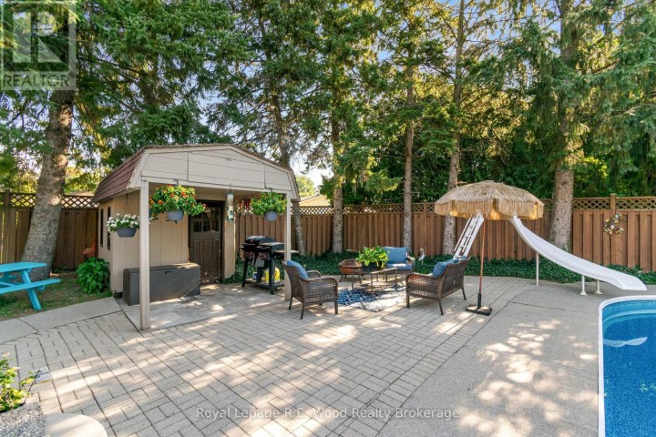 Photo 20 at 32 Devon Court, Tillsonburg Photo 20 at 32 Devon Court, Tillsonburg