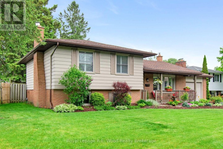 Photo 26 at 32 Devon Court, Tillsonburg Photo 26 at 32 Devon Court, Tillsonburg