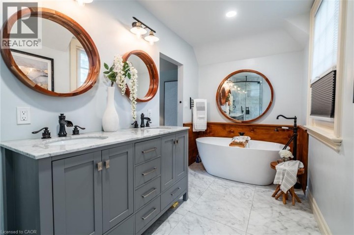 Photo 30 at 9 Lansdowne Road S, Cambridge Photo 30 at 9 Lansdowne Road S, Cambridge